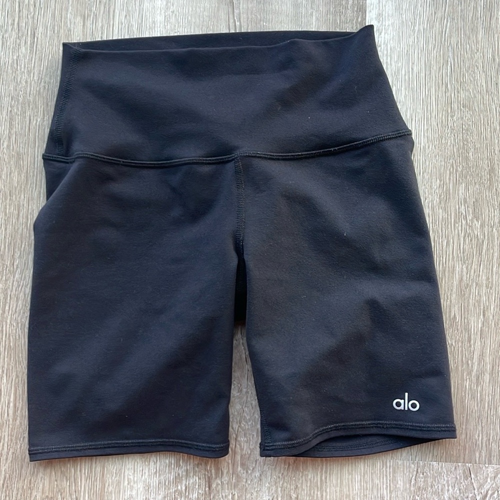 Alo Yoga Black 5” Airbrush High-Waist Biker Short